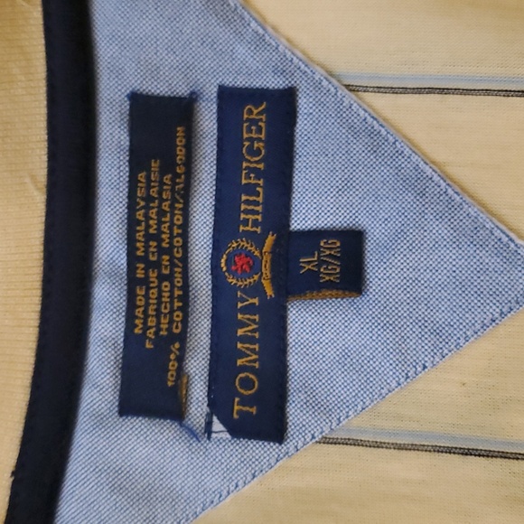 Set of 3 polo shirts - 2 Tommy Hilfiger, 1 Nautica - Picture 10 of 12